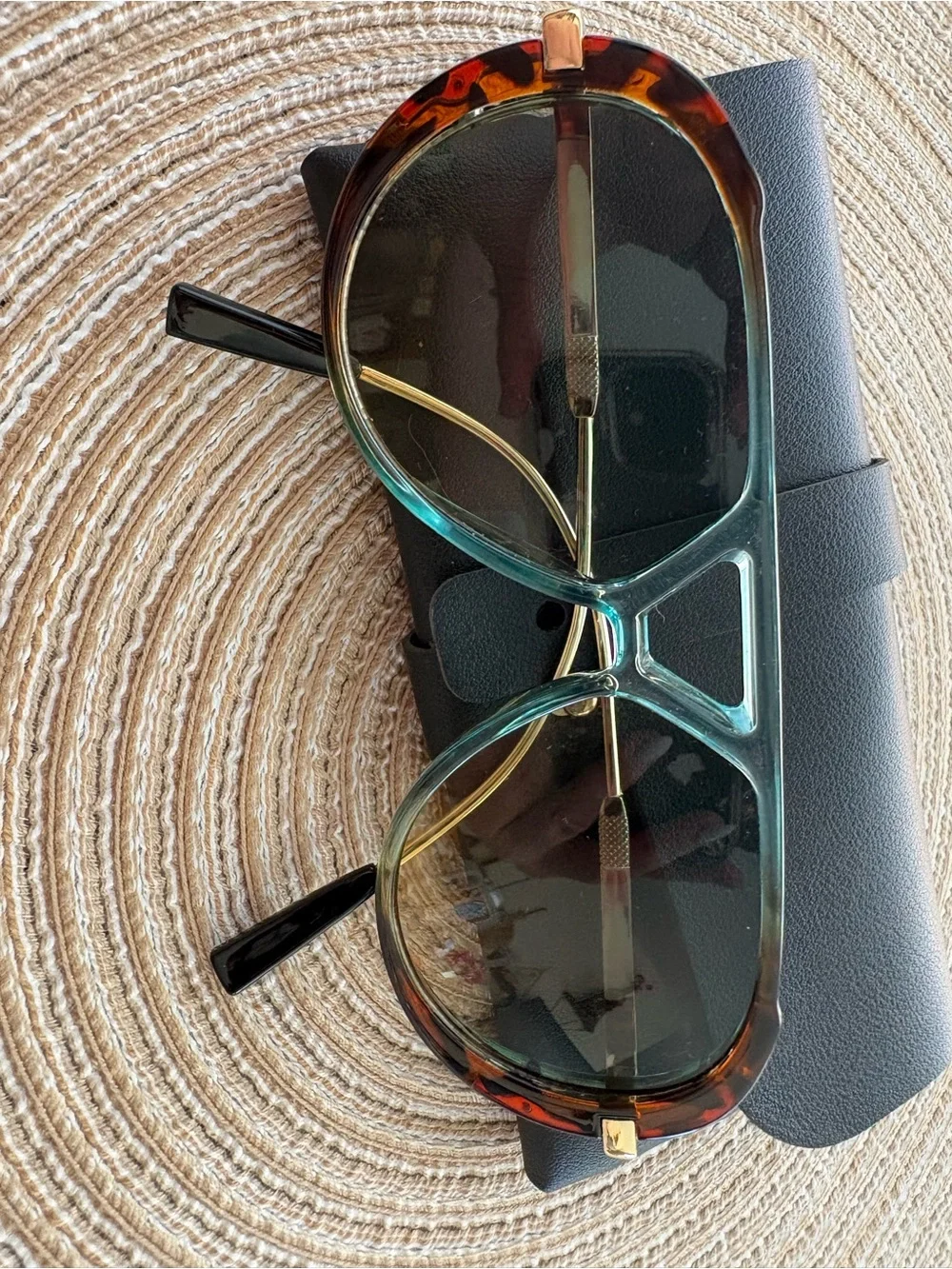 Clear Teal Accent Eyewear Display - Home Accents